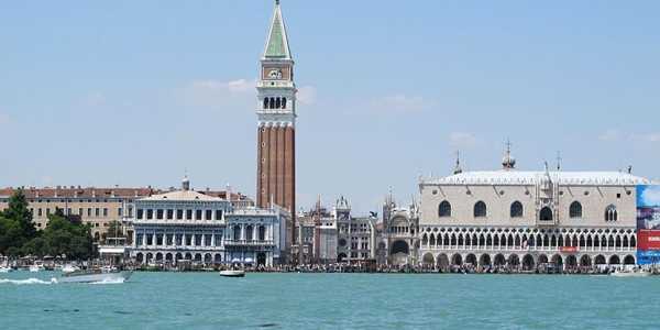 10 Most Overrated Travel Destinations And What to Visit Instead